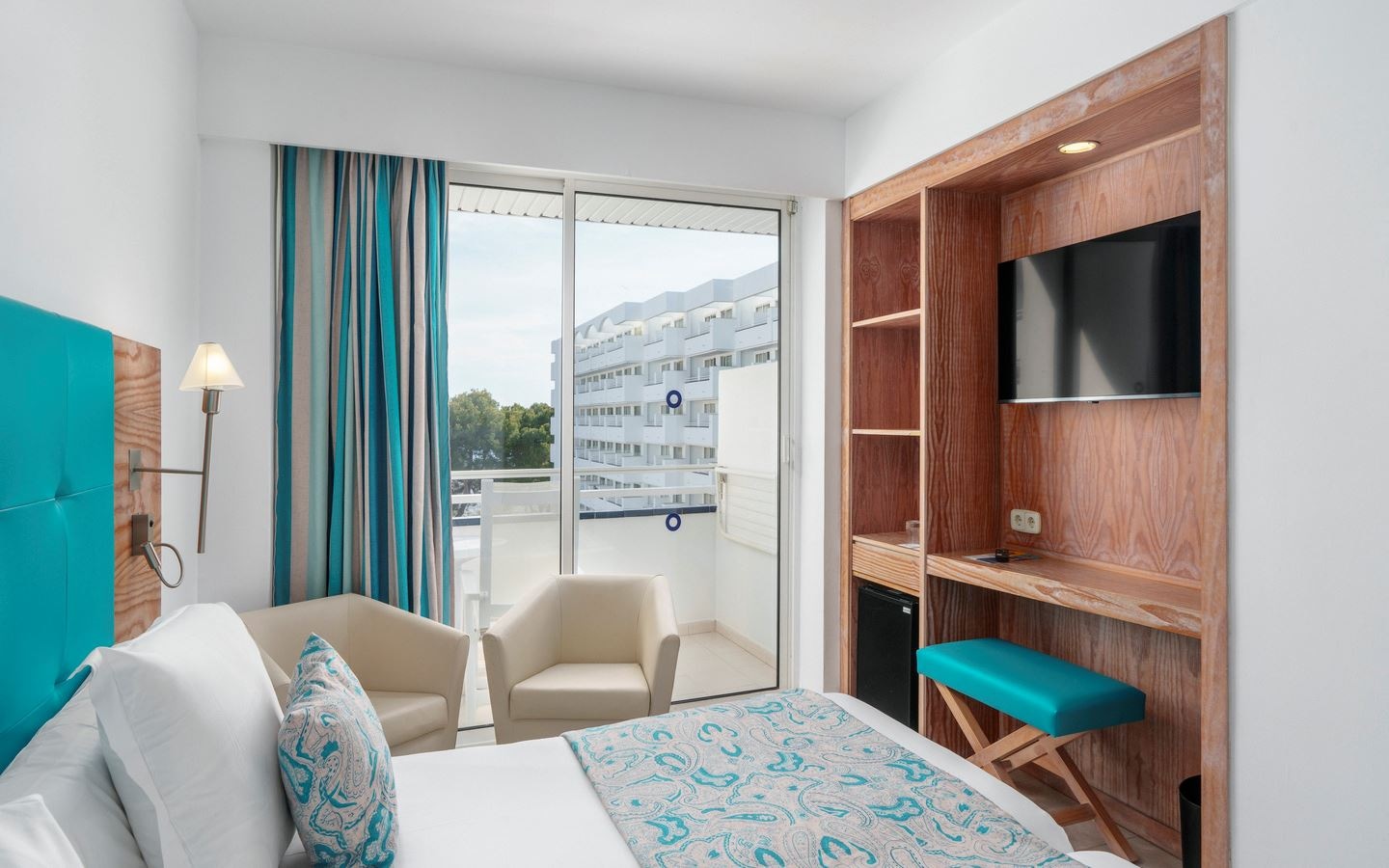 rooms-double-frontal-sea-view