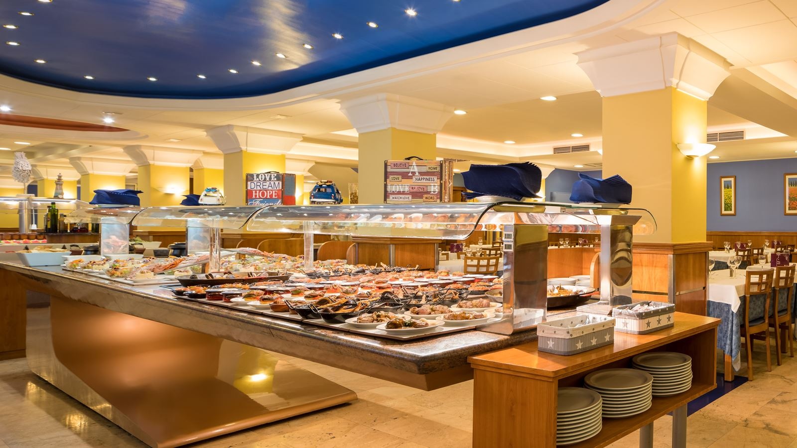 restaurants-main-restaurant