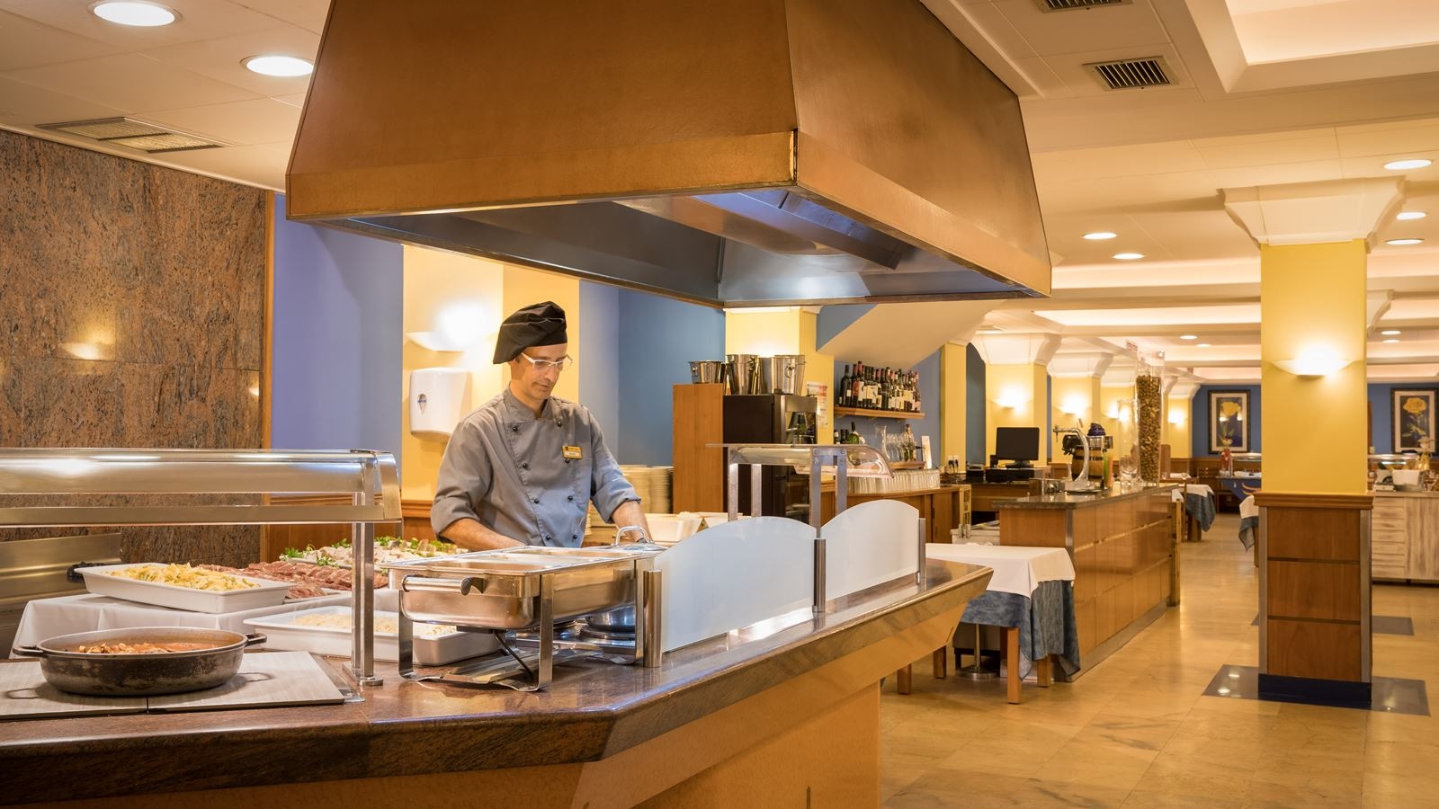 restaurants-main-restaurant