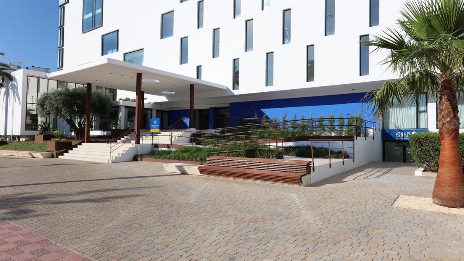 general-main-building