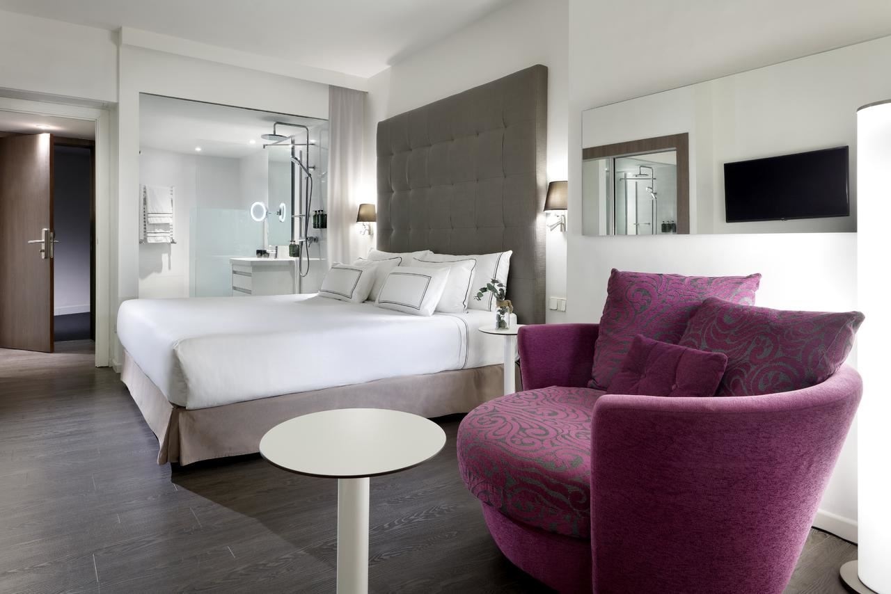 rooms-b2t-double-premium-room-with-balcony-or-terrace