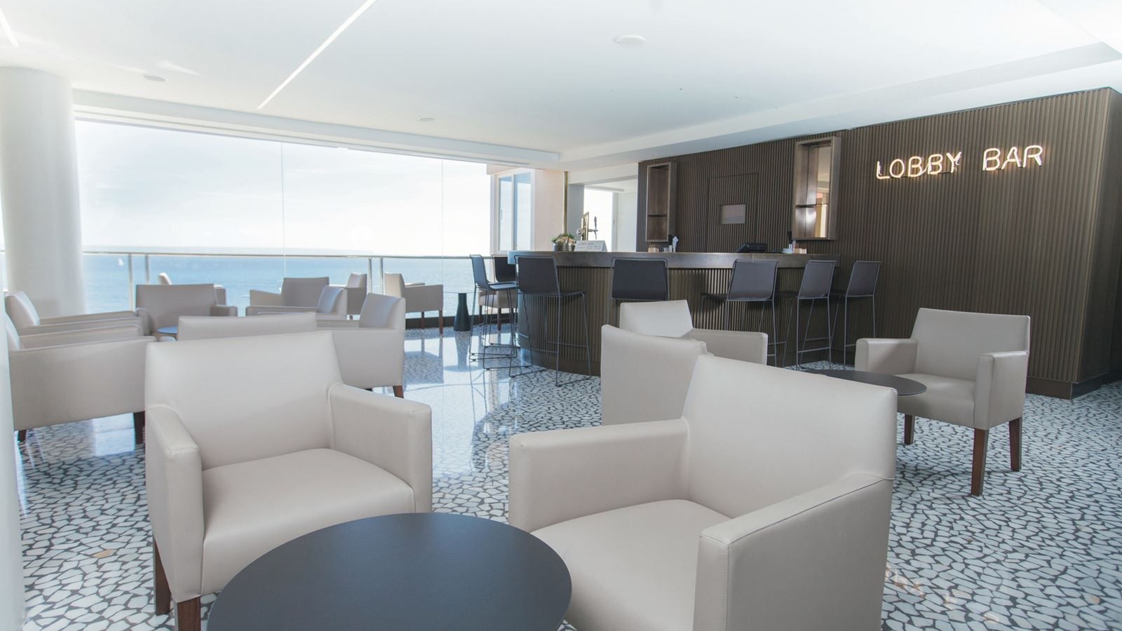 bars-lobby-piano-bar