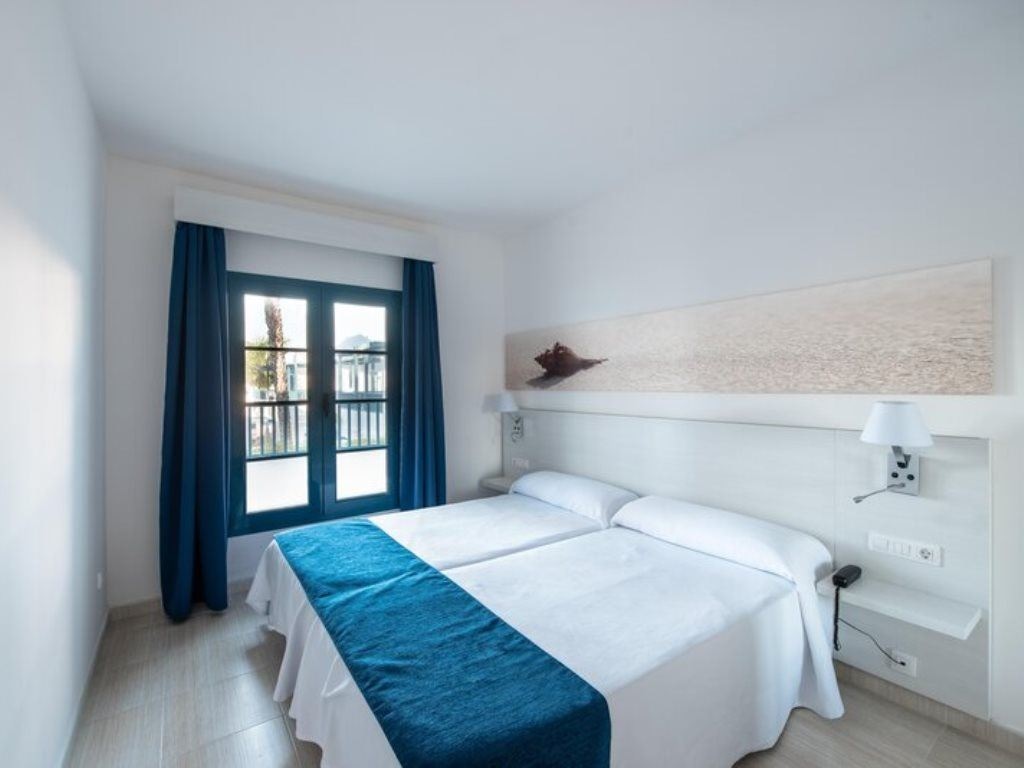 rooms-a1cm-apartment-premium-family--2-units-connected