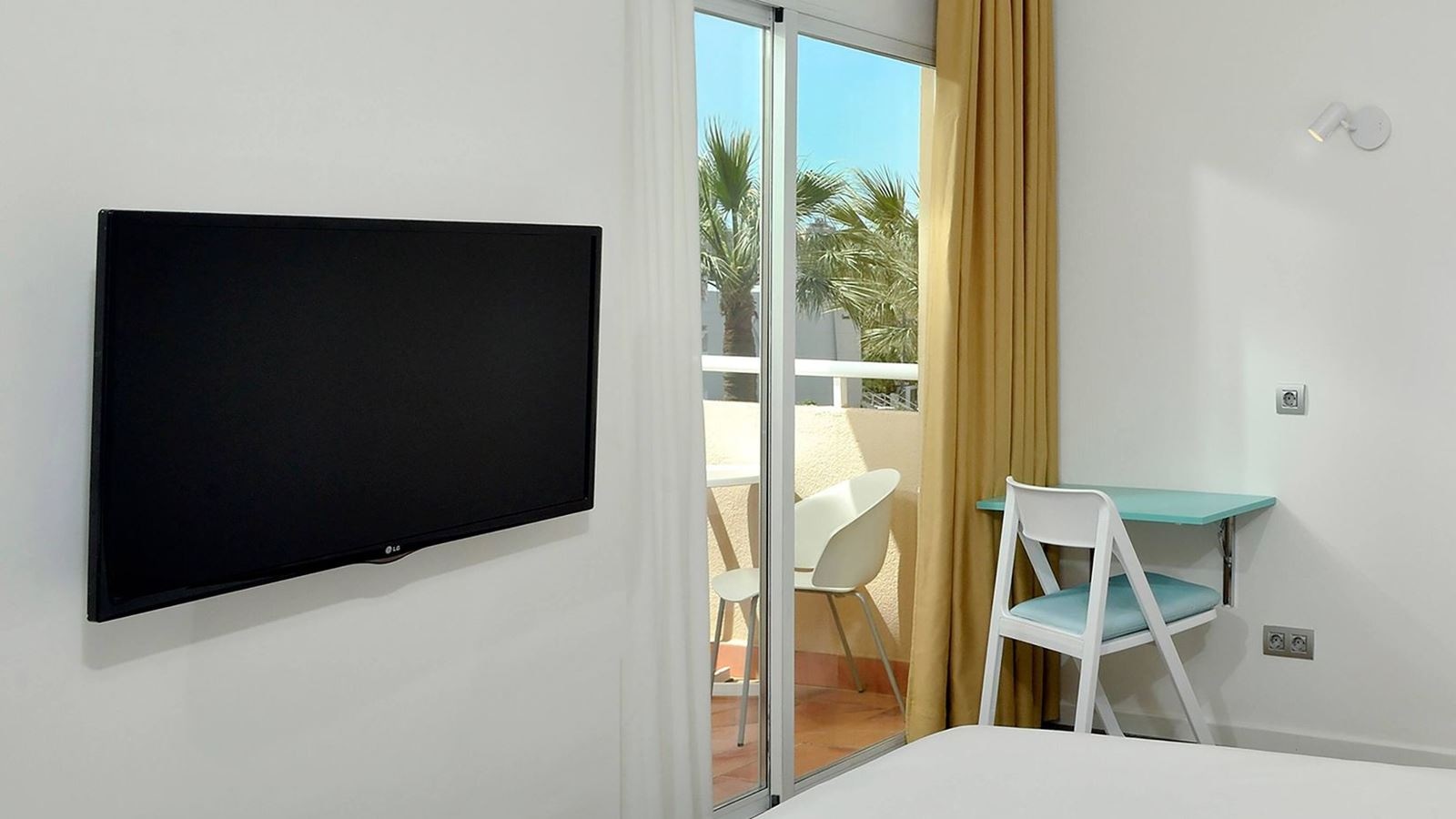 rooms-double-standard-room