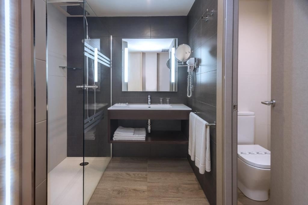 rooms-double-balcony-or-terrace