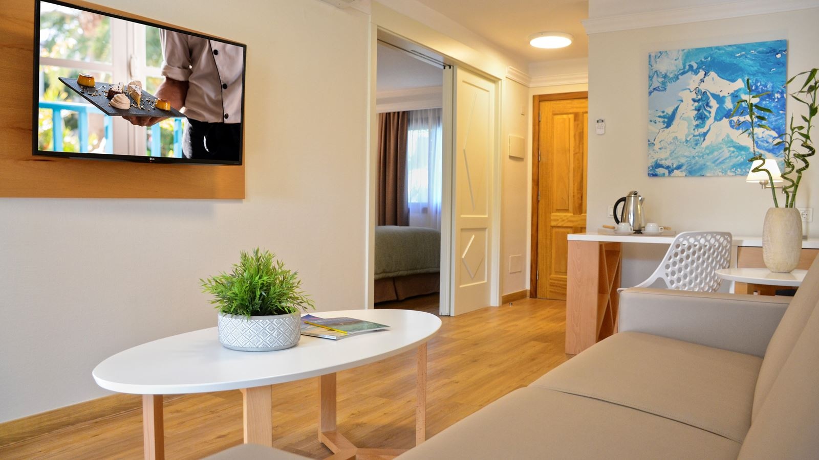 rooms-junior-suite-balcon-or-terrace