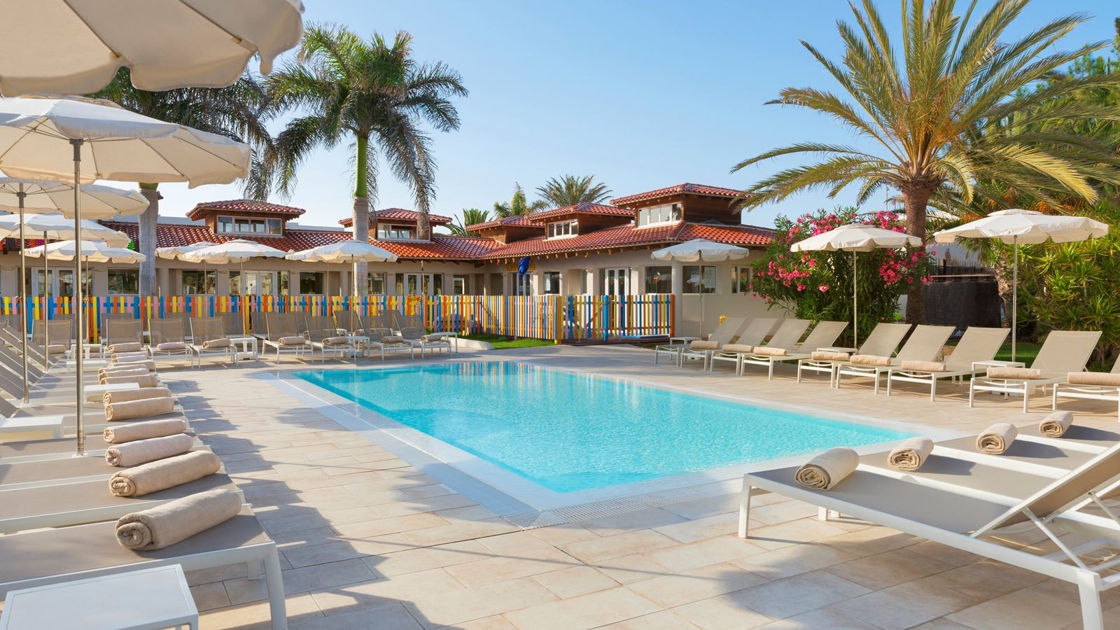 pools-outdoor-childrens-pool