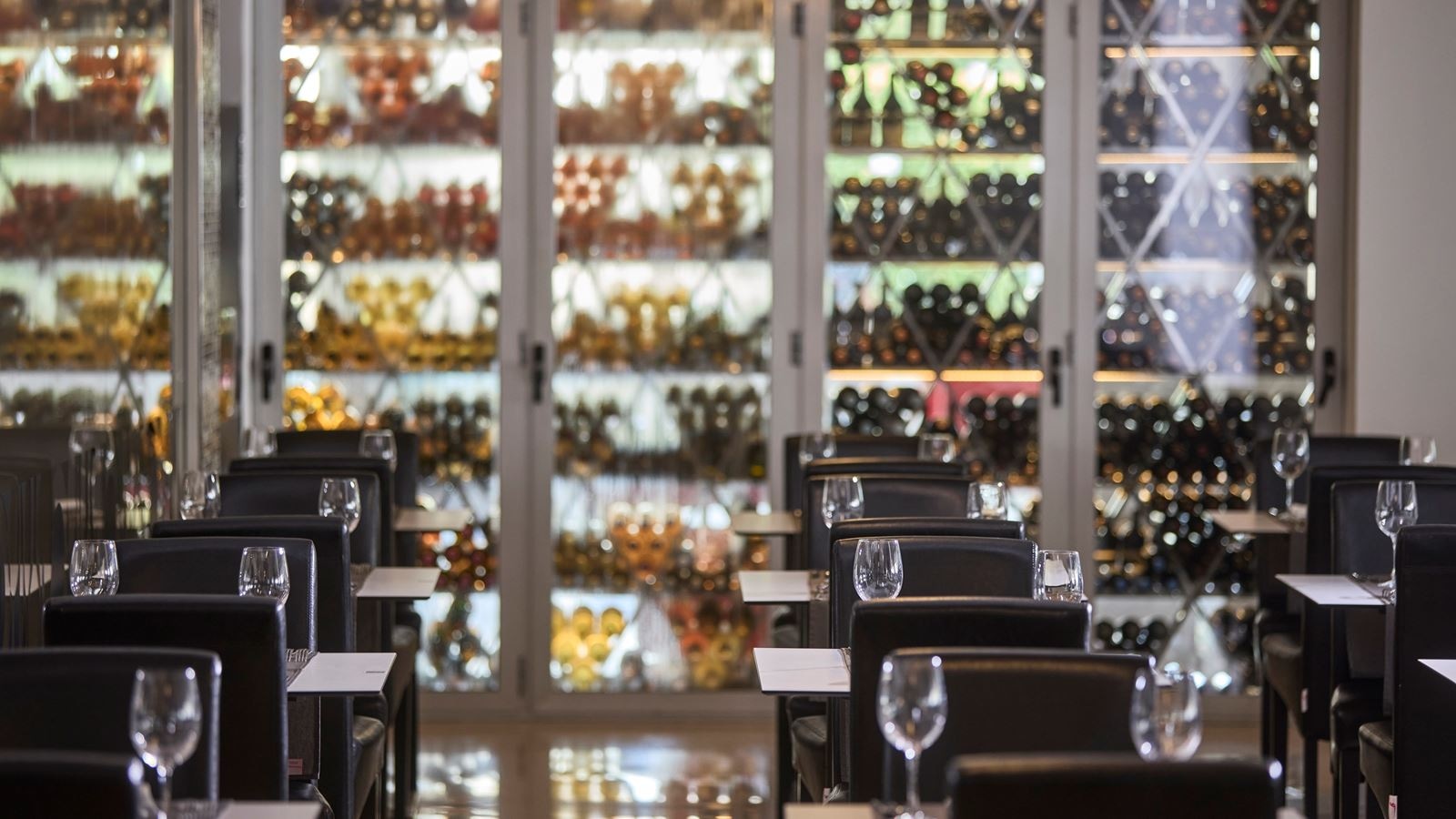 restaurants-restaurante-blau-blue