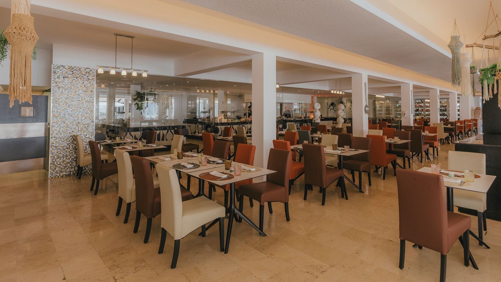 restaurants-restaurante-blau-blue