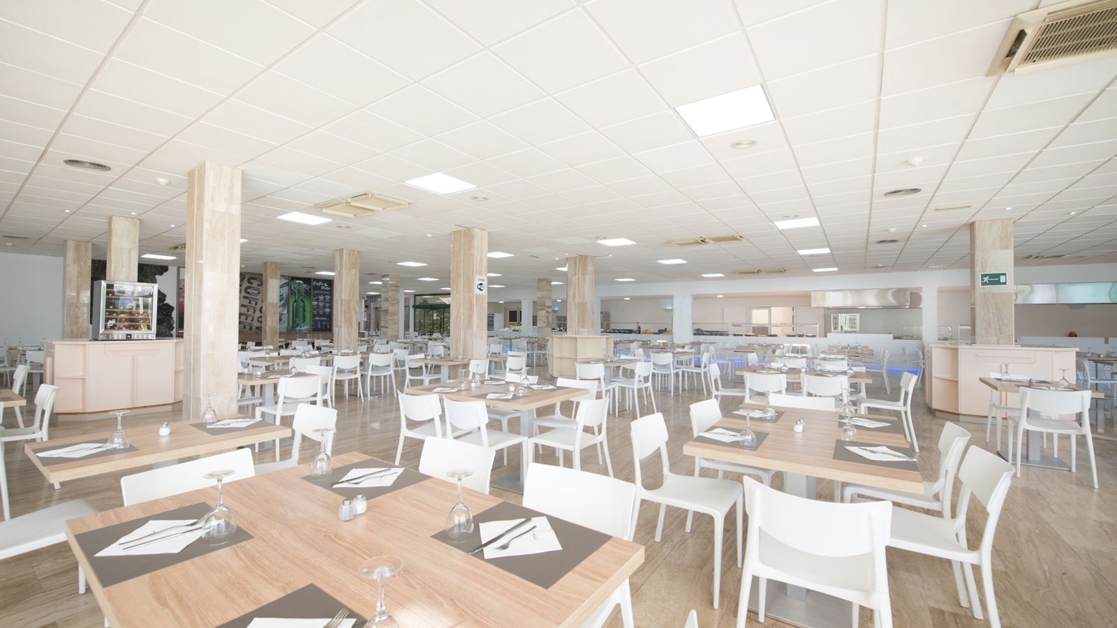 restaurants-buffet-restaurant