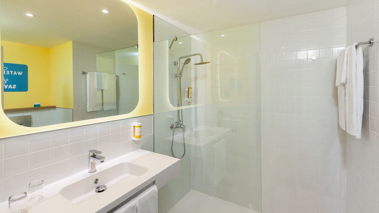 rooms-dst-double-standard-balcony