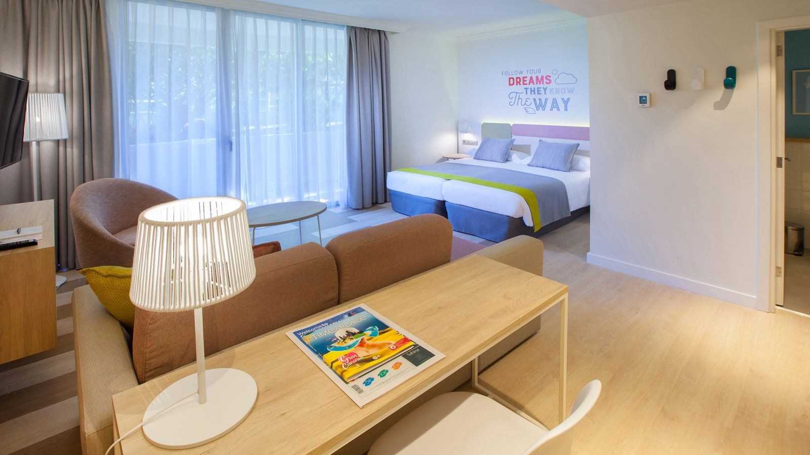 rooms-dst-double-standard-balcony