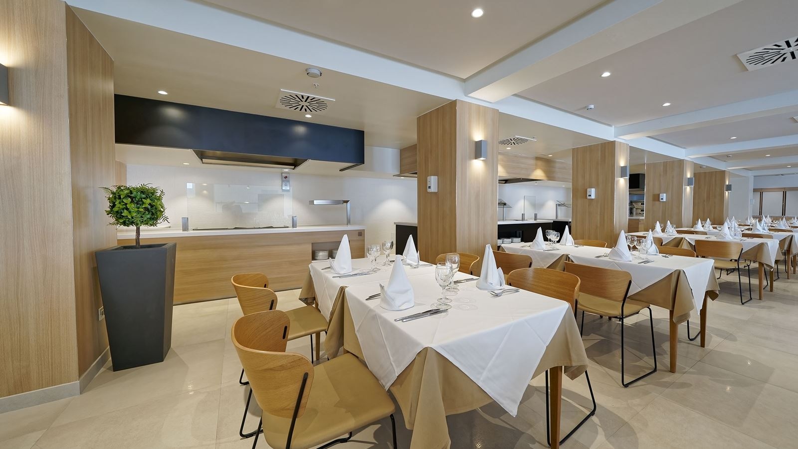 restaurants-neptuno-restaurant