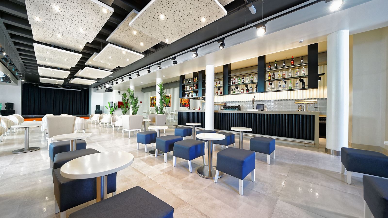 bars-nautilus-lounge-bar--terraza