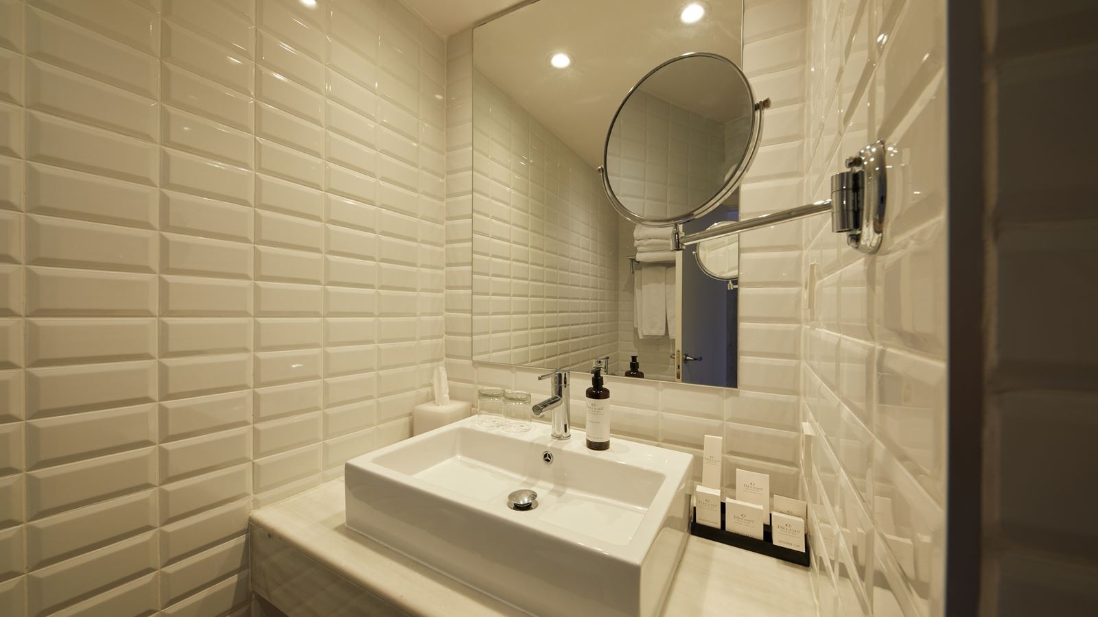 rooms-double--frontal-sea-view-balcony-or-terrace