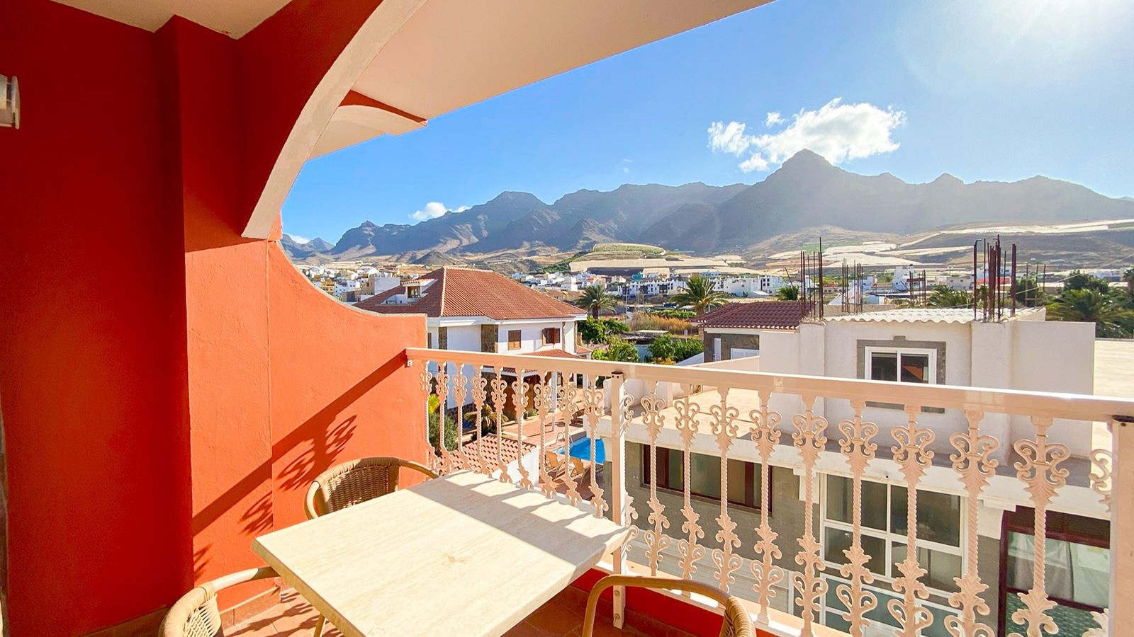 rooms-one-bedroom-suite-with-balcony-or-terrace