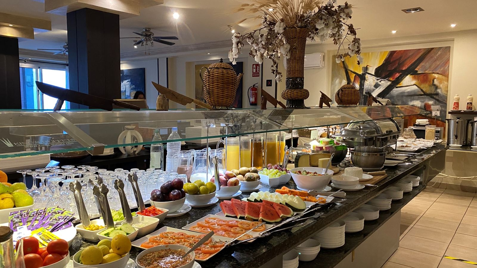 restaurants-restaurants