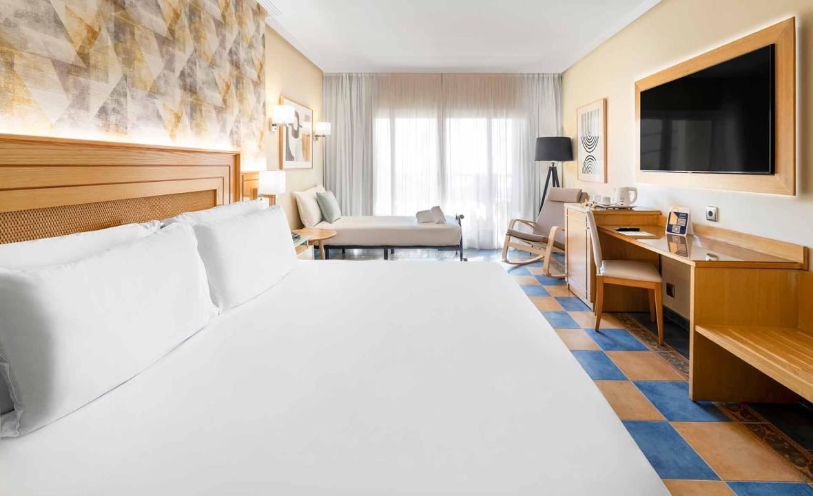 rooms-dbl-gv-double-garden-view-with-balcony-or-terrace