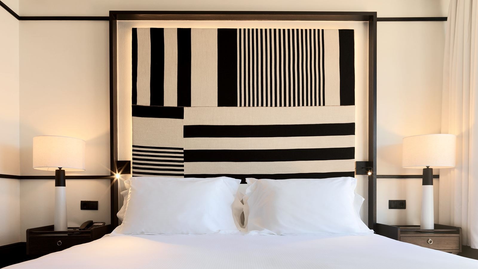 rooms-double-balcony-or-terrace