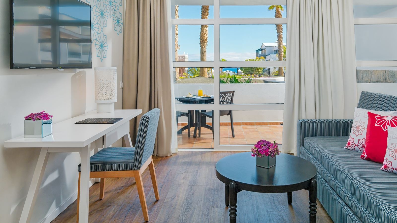 rooms-double-balcony-or-terrace