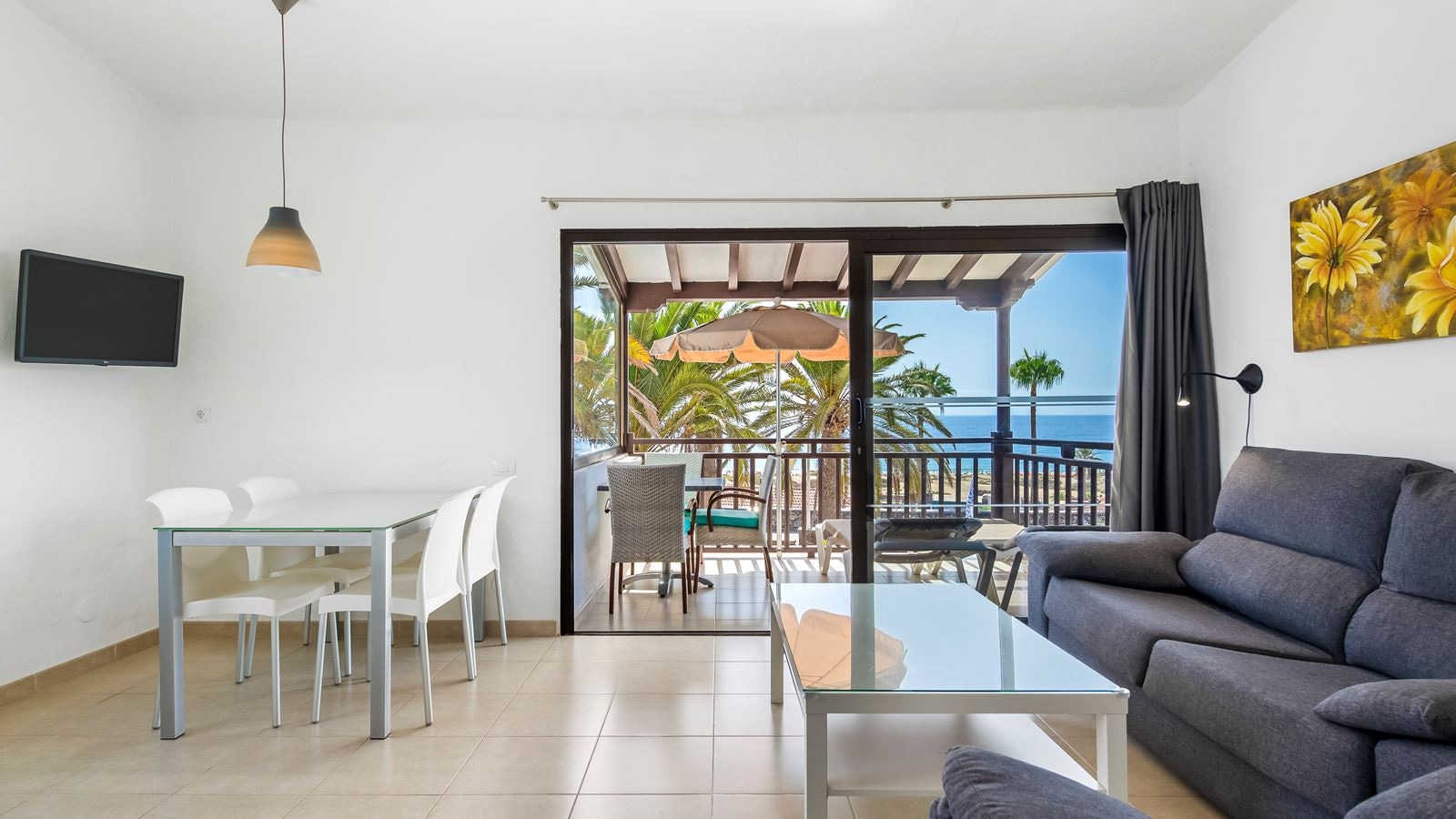 rooms-1-bedroom-apartment-sea-side-with-balcony