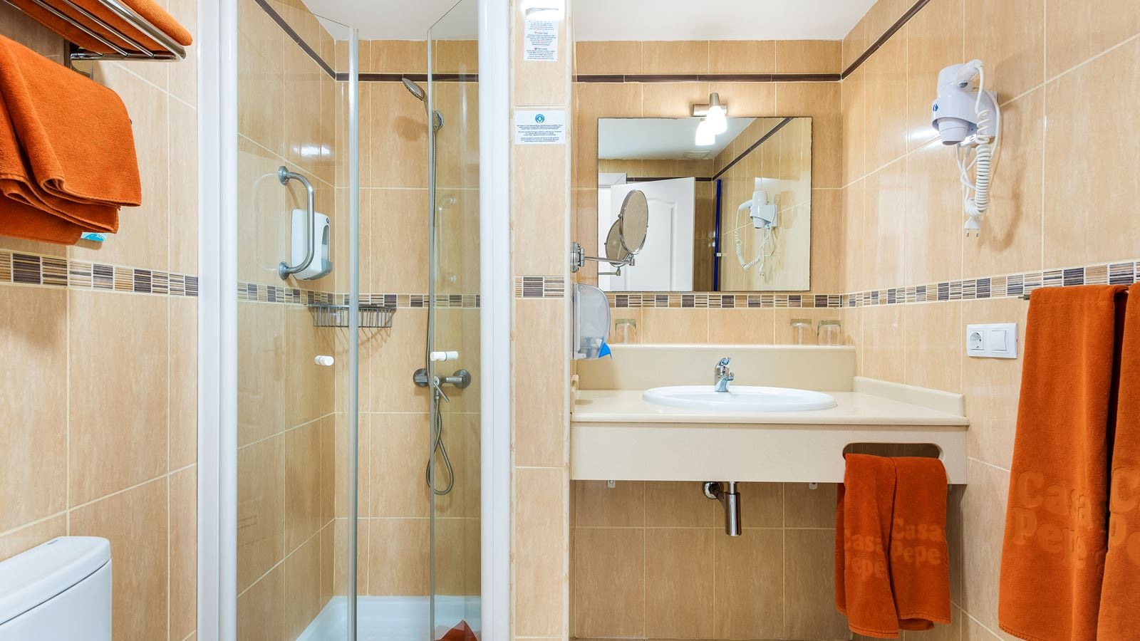 rooms-1-bedroom-apartment-with-balcony