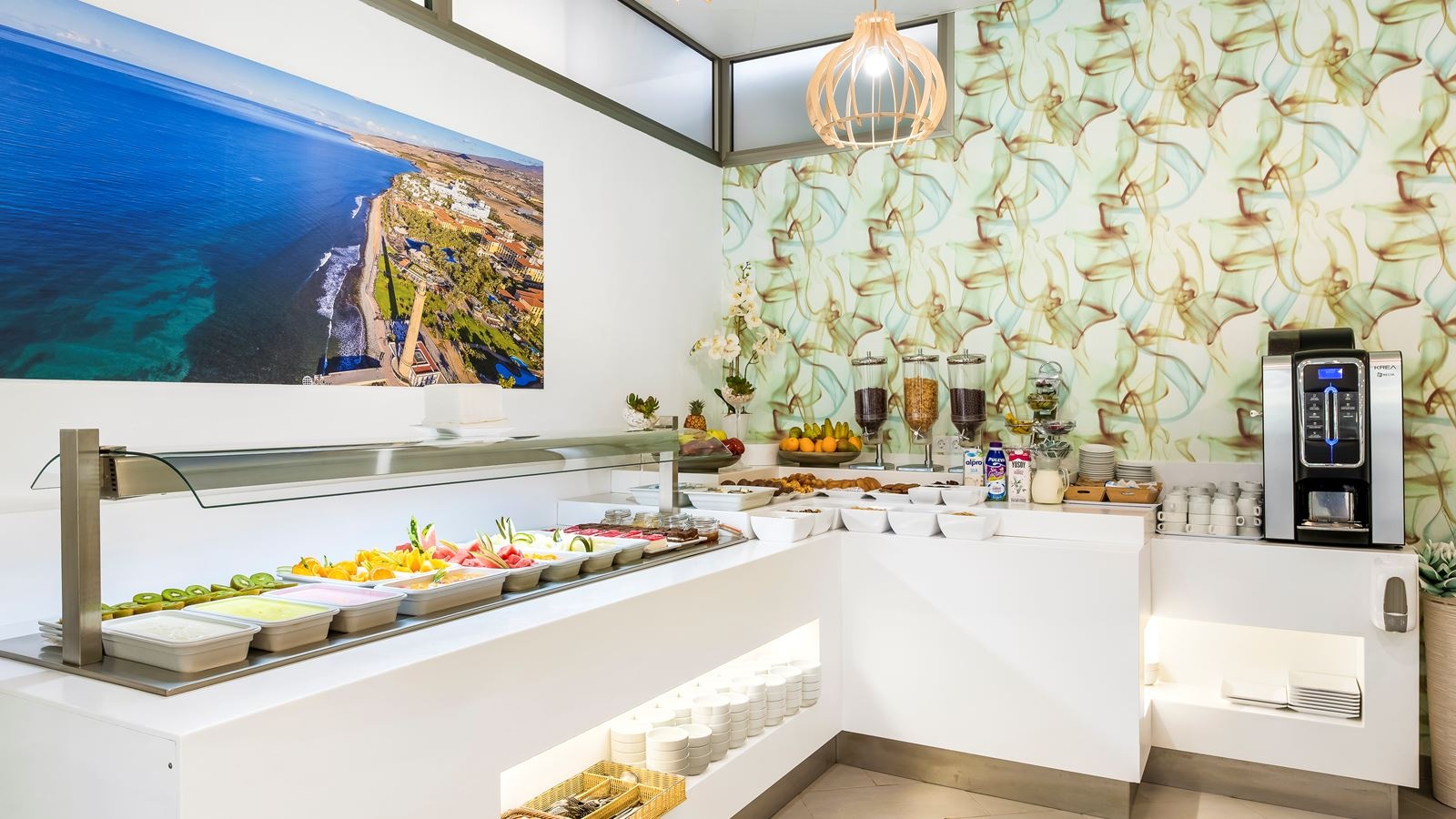 restaurants-restaurant