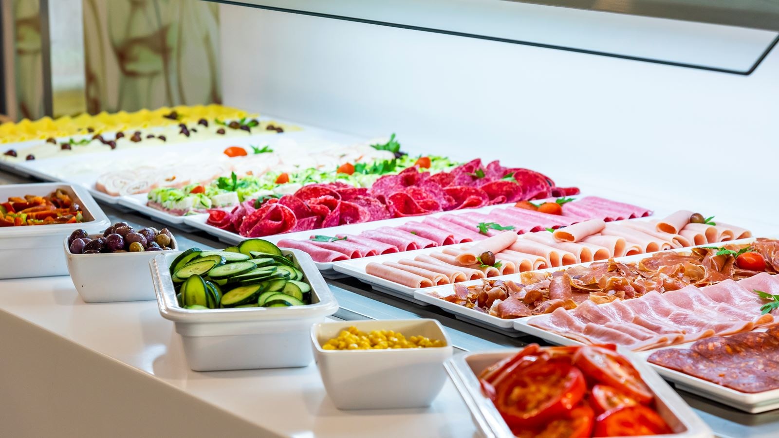 restaurants-restaurant