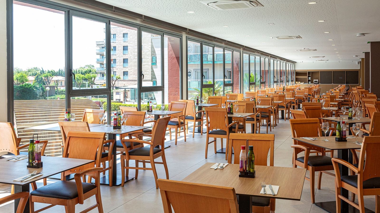 restaurants-buffet-restaurant