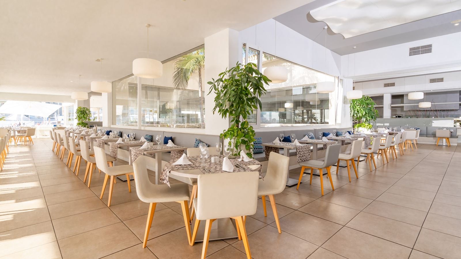 restaurants-main-restaurant