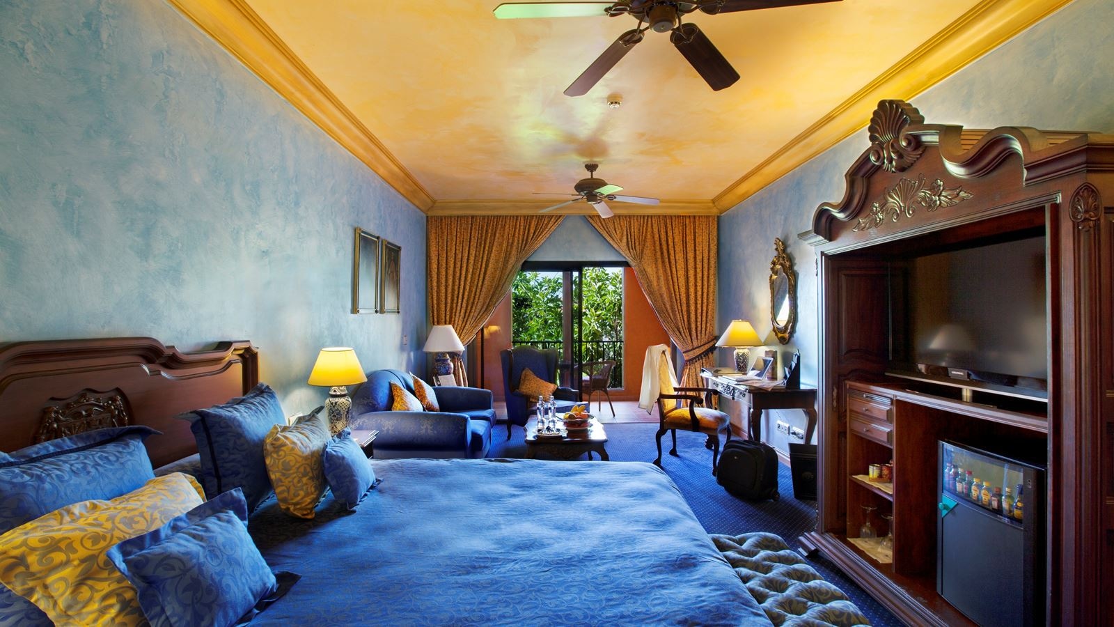 rooms-double-room-garden-view--balcony-or-terrace