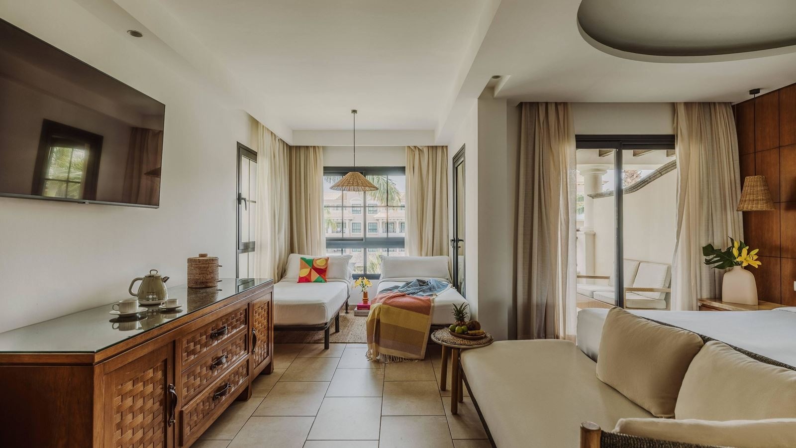 rooms-double-deluxe-family