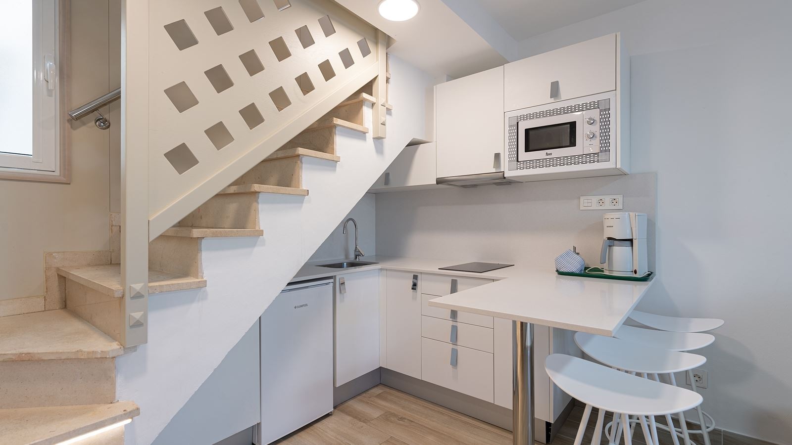 rooms-bungalow-classic-2-bedrooms-with-terrace