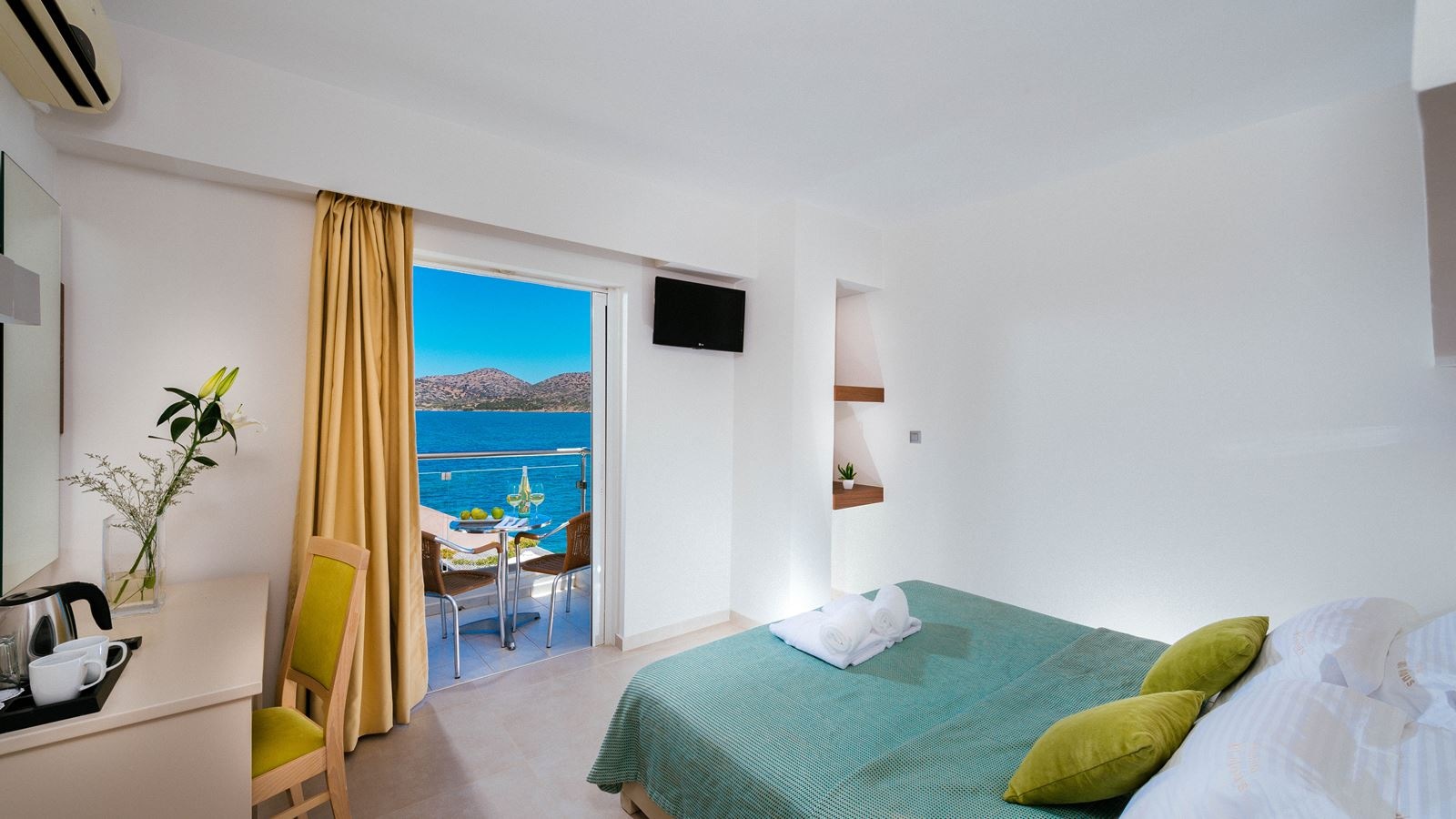 rooms-side-sea-view-double-room