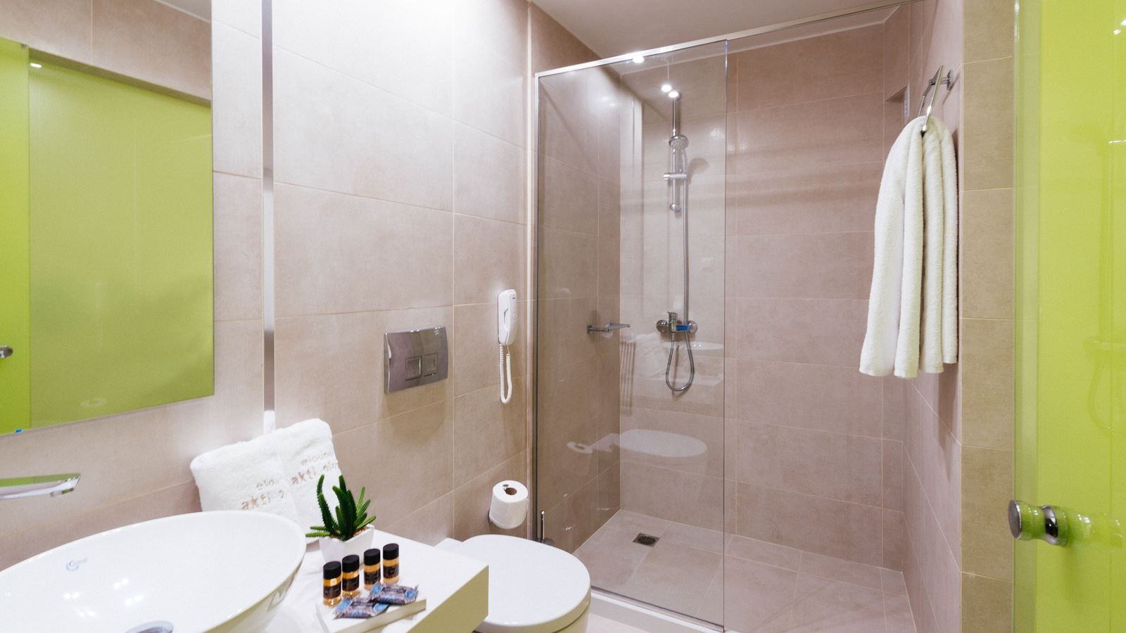 rooms-side-sea-view-double-room