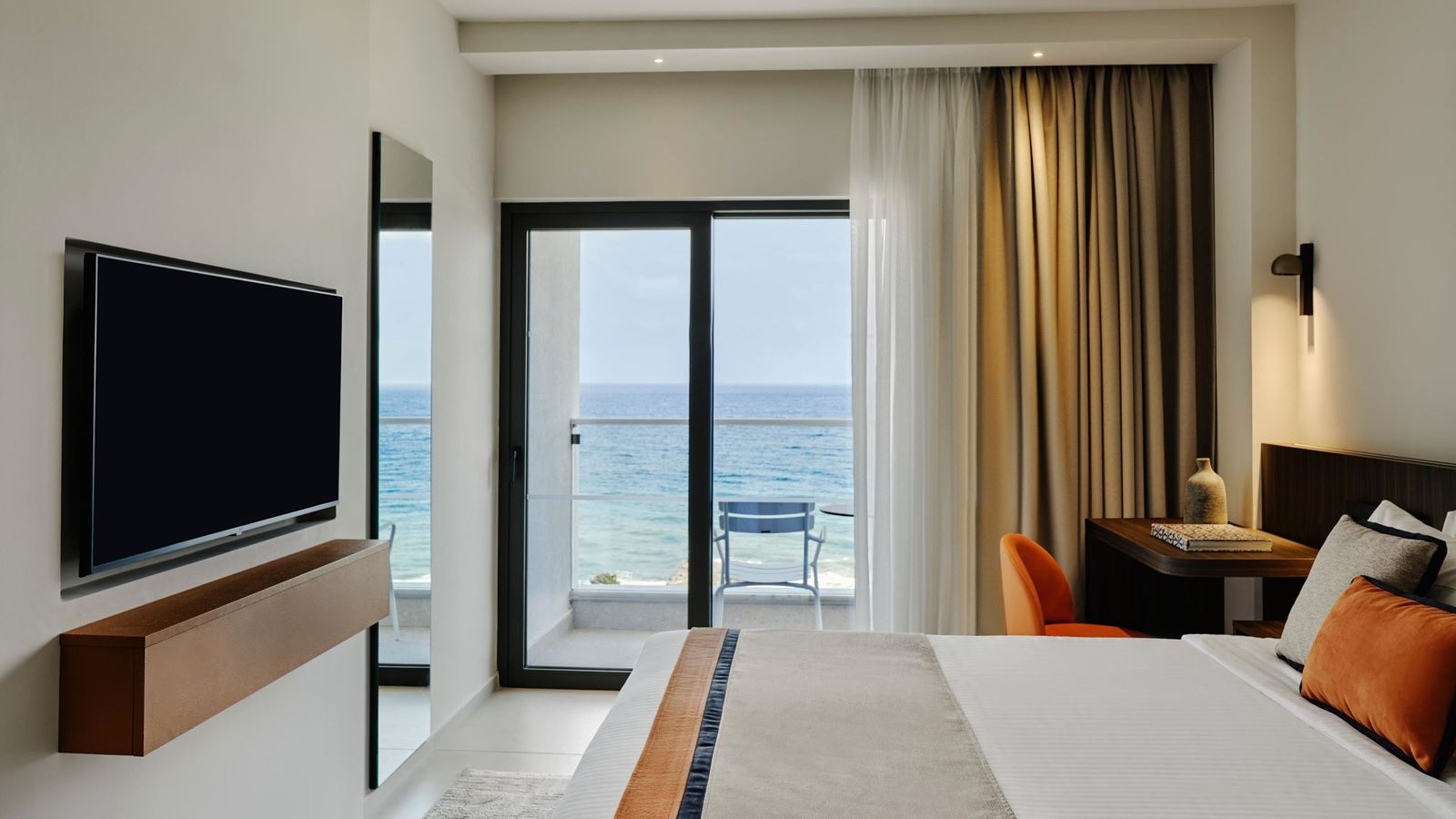 rooms-family-room-premium-sea-view