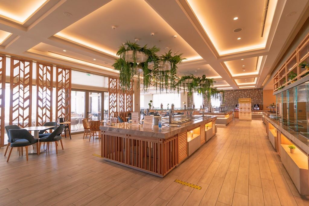 restaurants-main-building