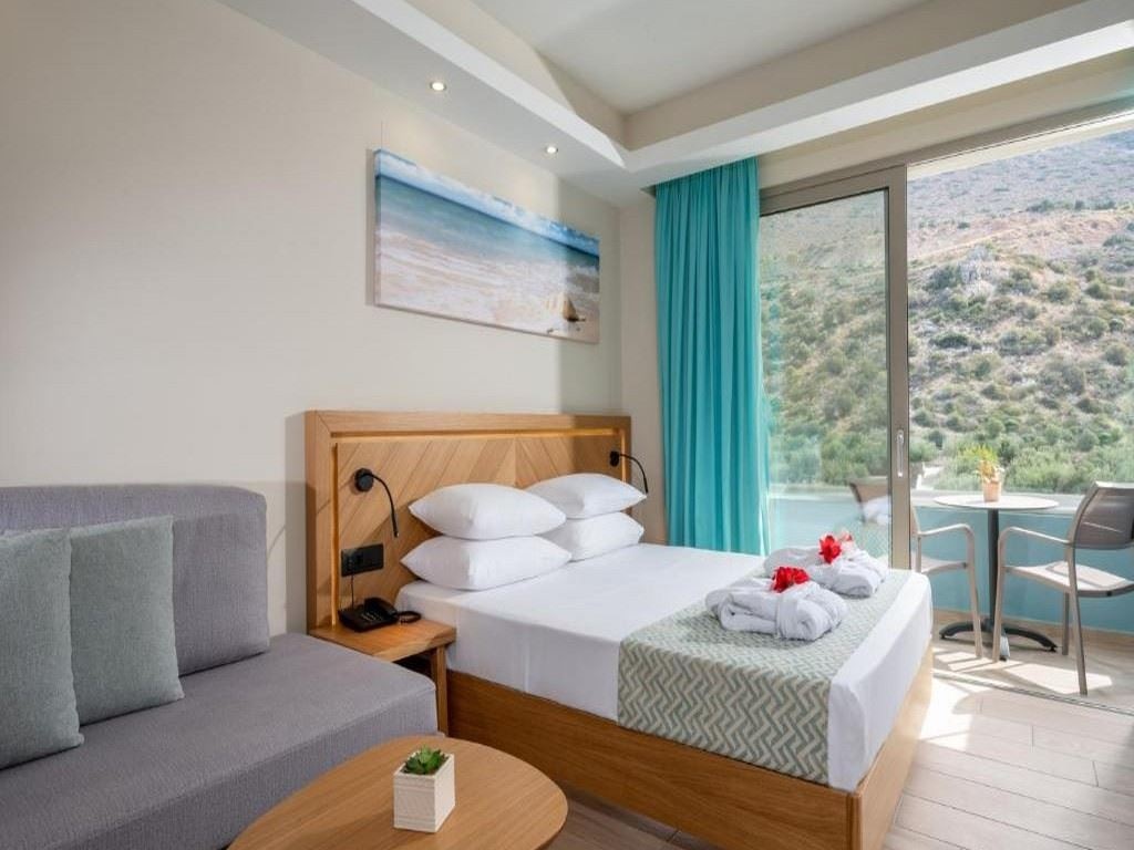 rooms-suite-priority-location-garden-or-mountain-view