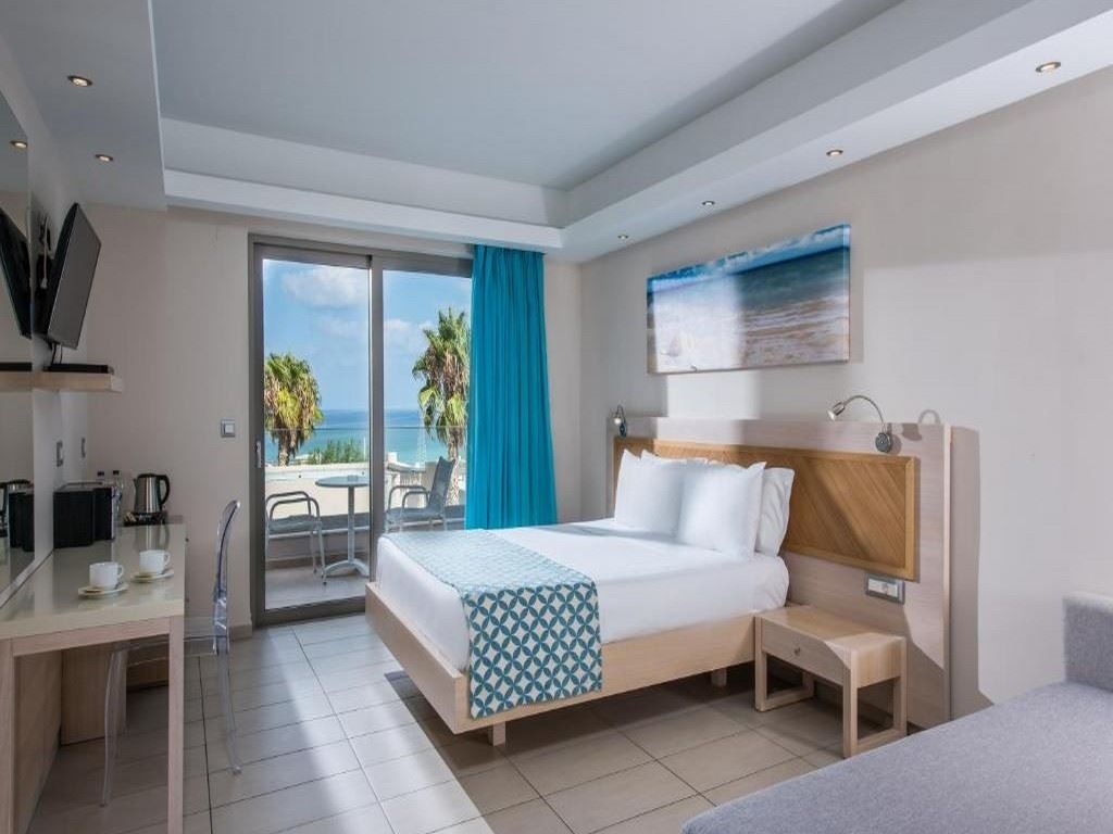 rooms-serenity-double-room-with-sea-view