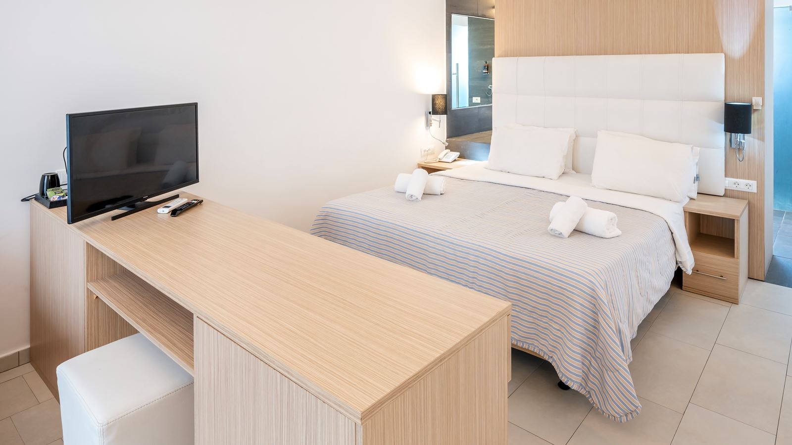 rooms-superior-room-with-garden-view