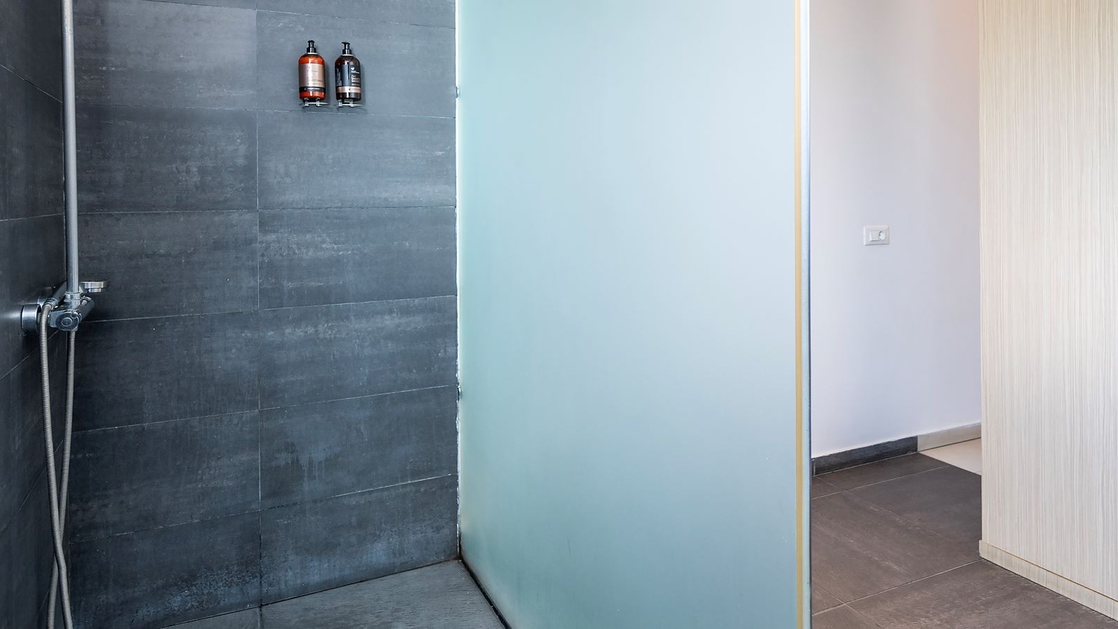 rooms-superior-room-with-garden-view