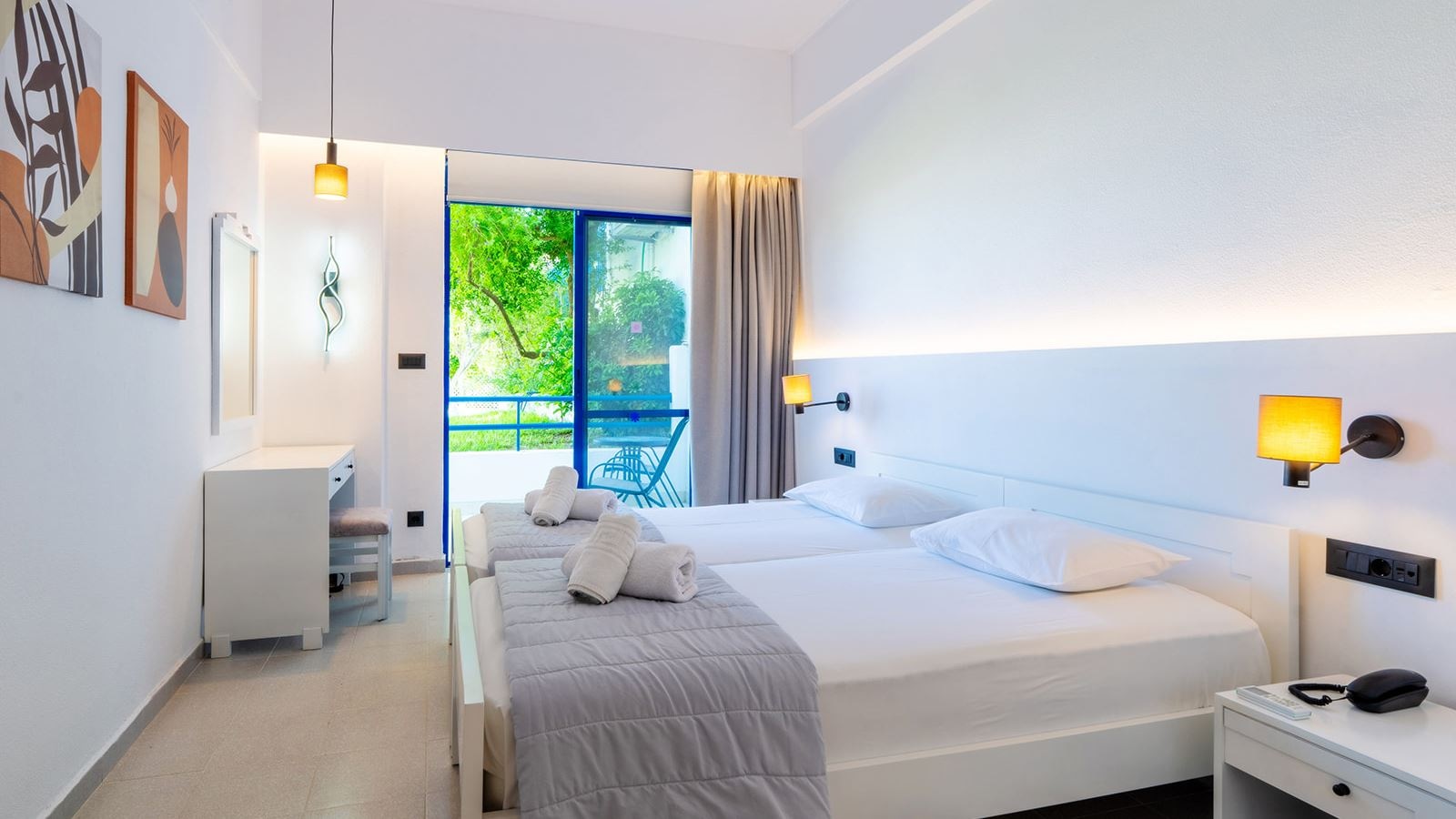 rooms-room-superior-double-balcony-or-terrace