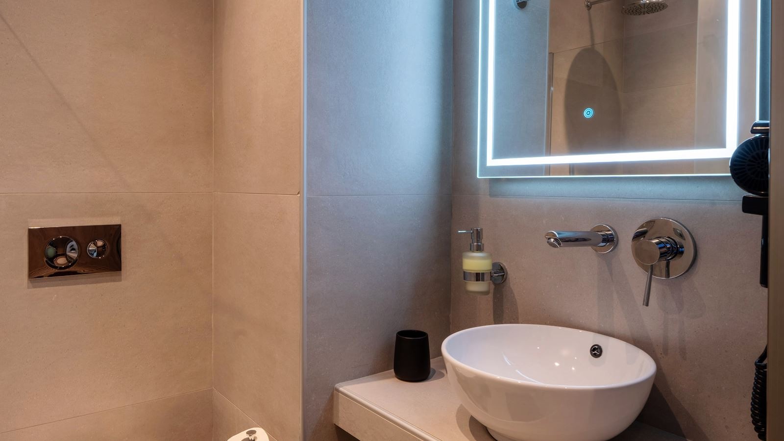 rooms-room-superior-double-balcony-or-terrace