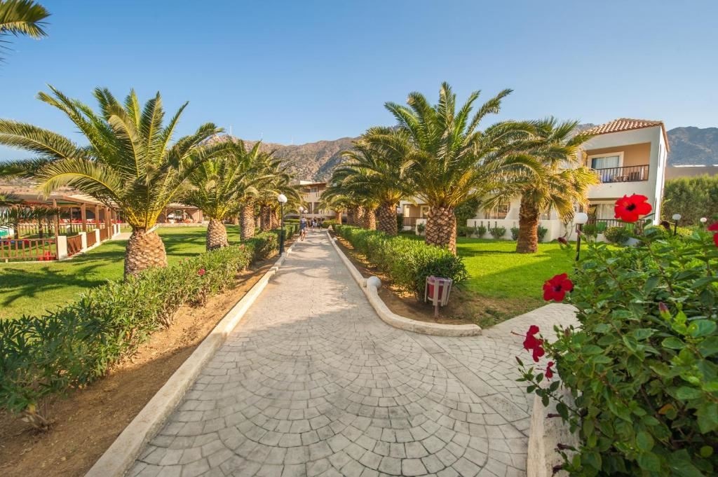 rooms-room-single-balcony