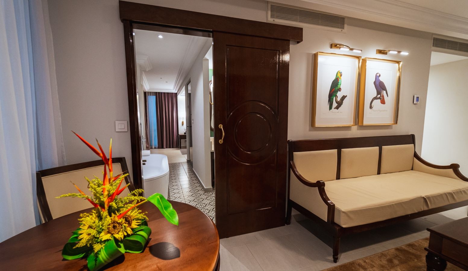 rooms-suite-terrace-panoramic-view