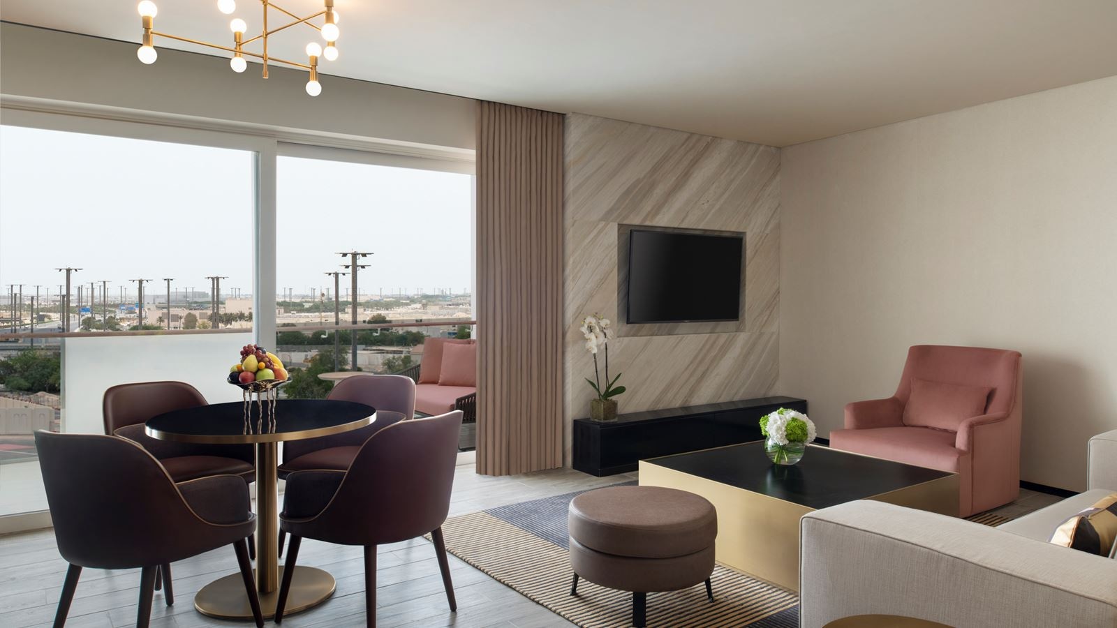 rooms-executive-sea-view-suite