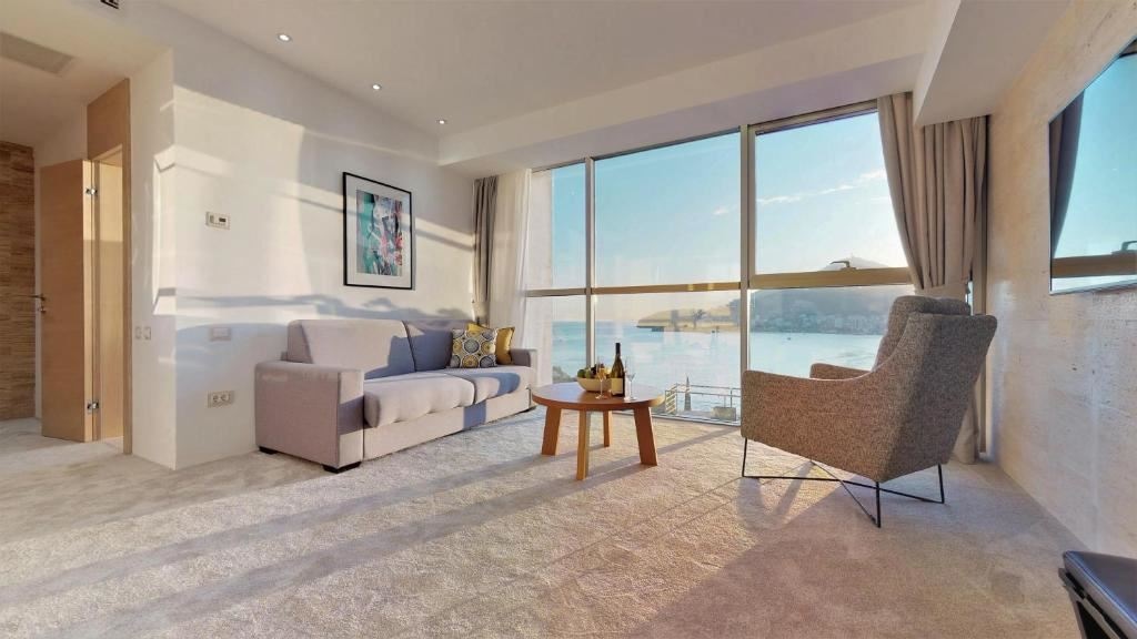 rooms-duplex-suite-sea-view-room