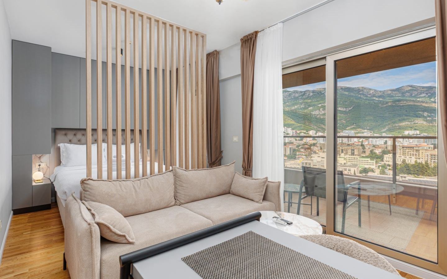 rooms-sea-view-skyline-studio-with-terrace