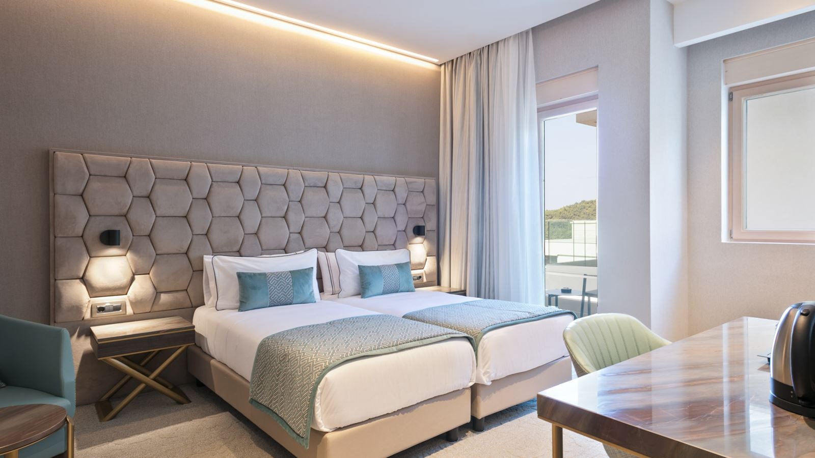 rooms-superior-double-room