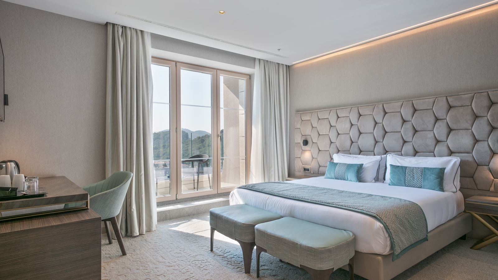 rooms-superior-double-room